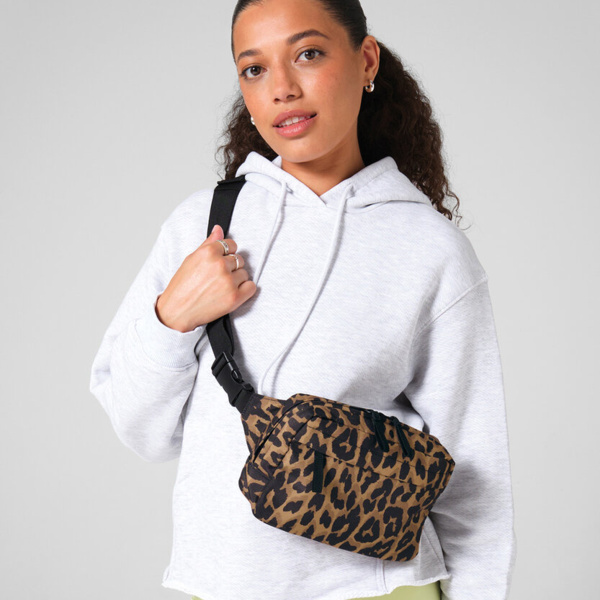 Leopard print cross-body bag Thumbnail